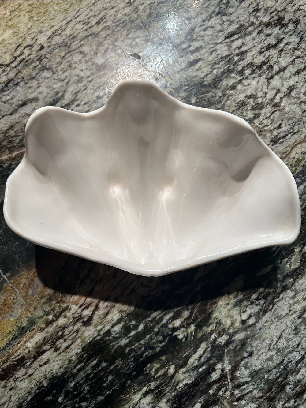 White Shell-Shaped Ceramic Serving Bowl